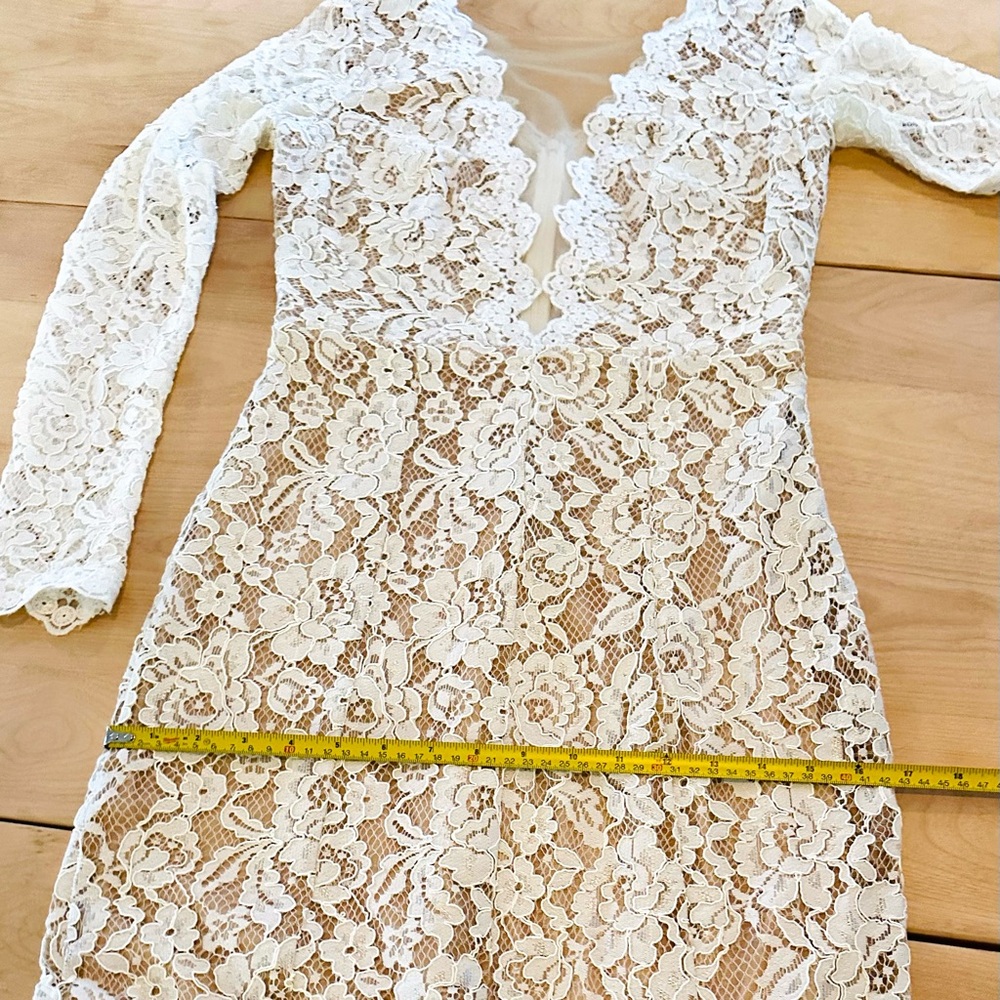 Tadashi Shoji Miraval Gown - Picture 10 of 15